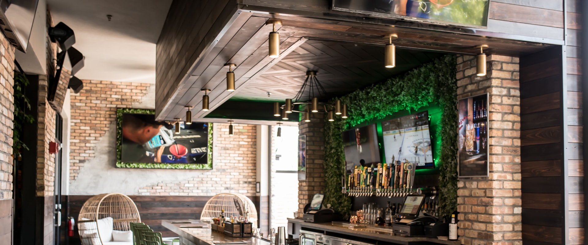 Exploring the Best BritishThemed Pubs and Bars in Orange County, Florida